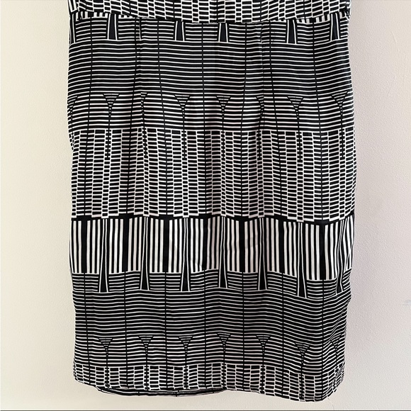 Moschino 100% Silk Dress - Picture 13 of 14